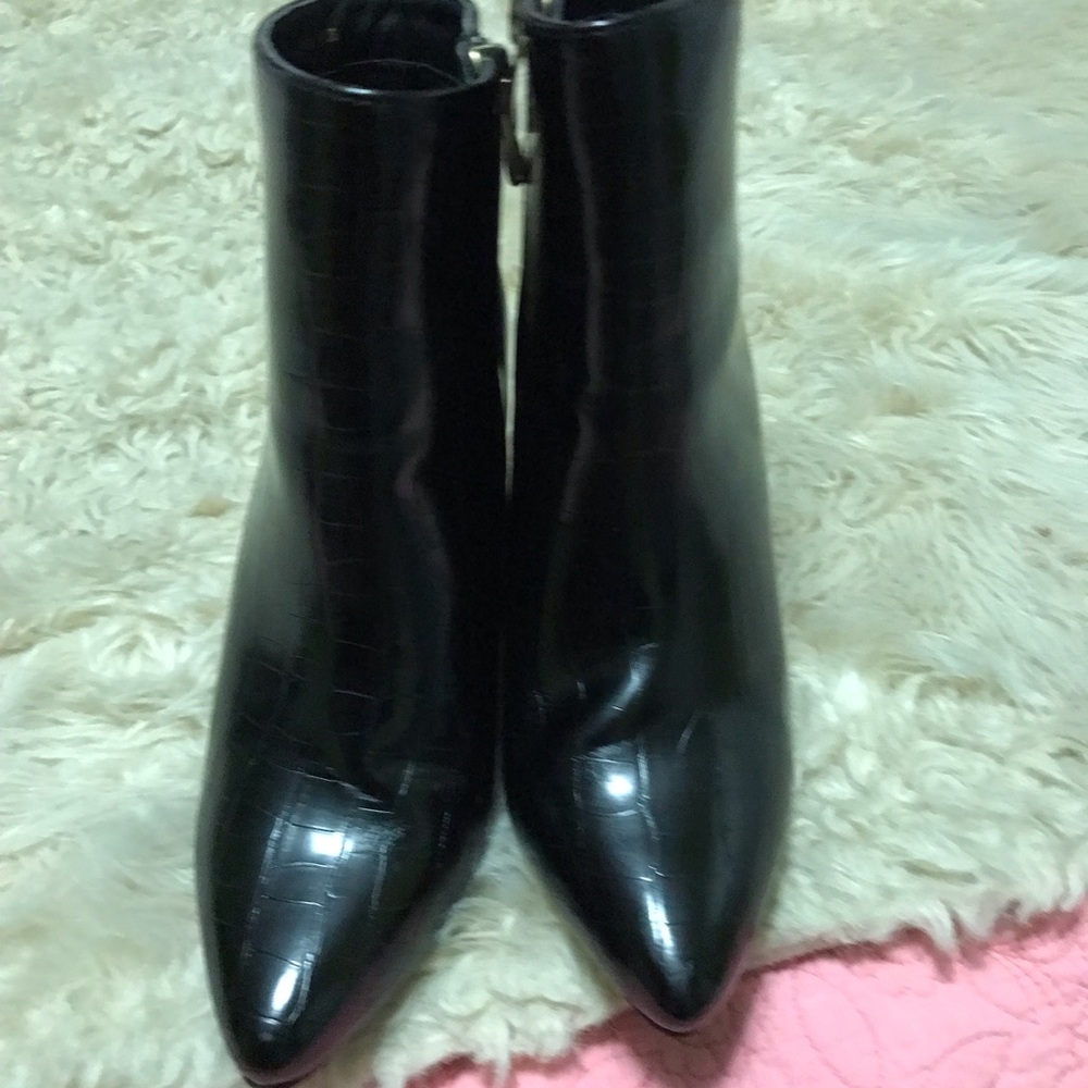 Shoes 🌹🌹 FINAL  MARK  DOWN 🌹🌹